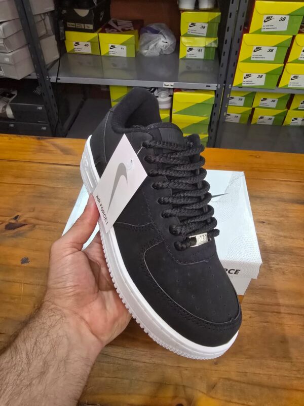 Nike AF1 Nobuck 🖤