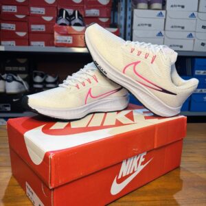 Nike Zoom 🤍💗
