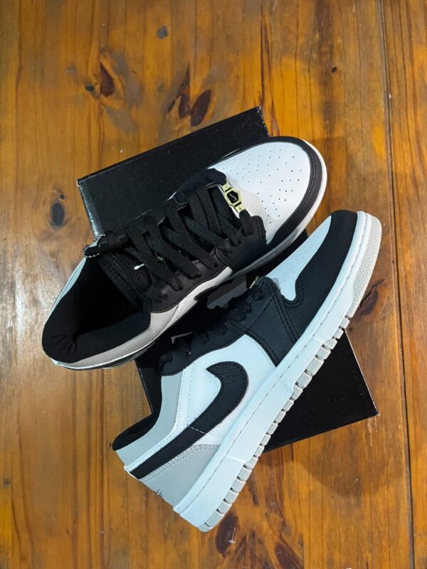 Nike Jordan Low 🤍🖤 - Image 2