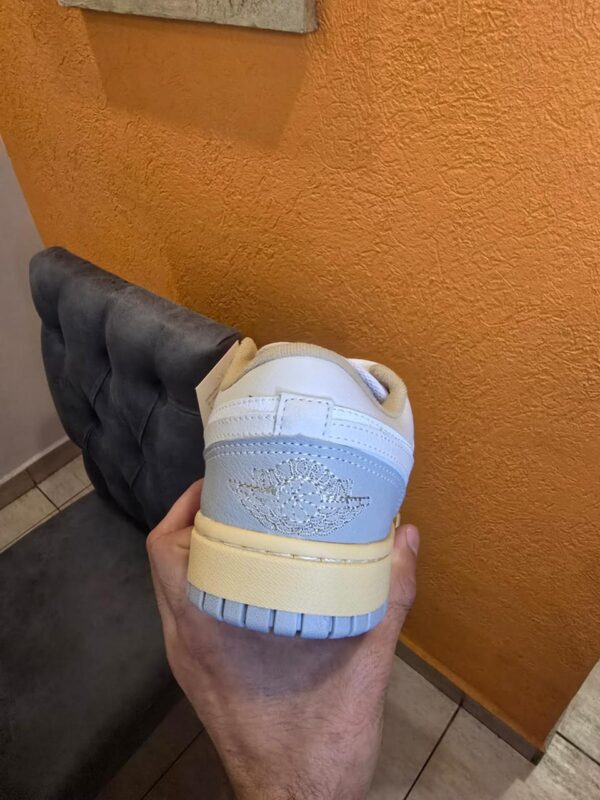 Nike Jordan Low 🤍 - Image 3