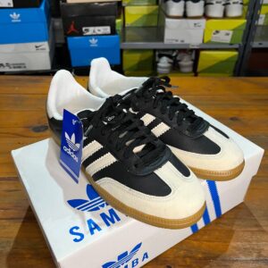 Adidas Samba 🖤🤍