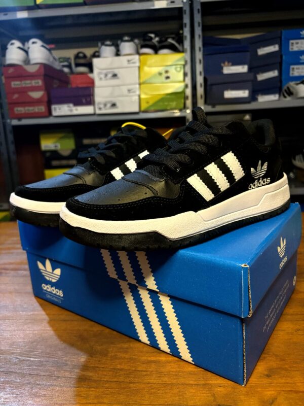 Adidas Forum 🖤 🤍