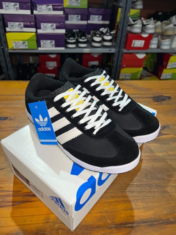 Adidas SL🖤 - Image 2