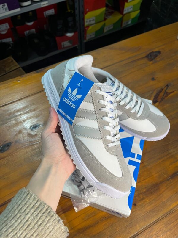 Adidas SL🤍