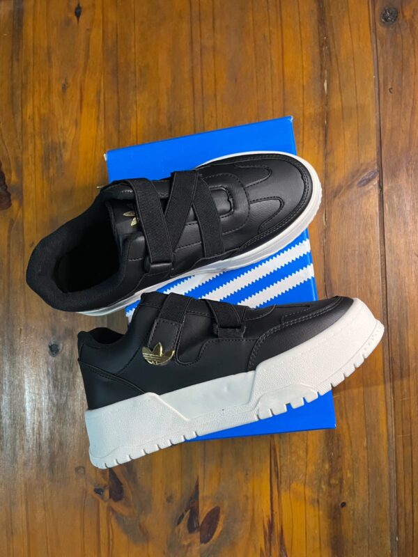 Adidas Plataforma🖤🤍 - Image 3