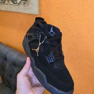 Nike Jordan Retro🖤🖤