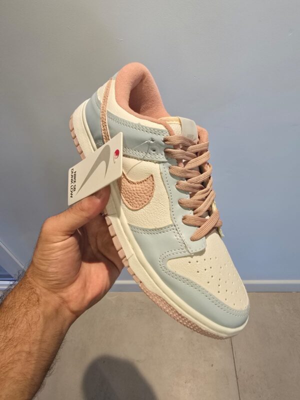 Nike Dunk 🤍💗