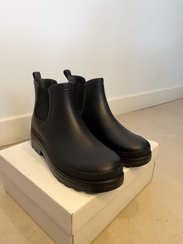 Botita Rain Negra 🖤🖤 - Image 2
