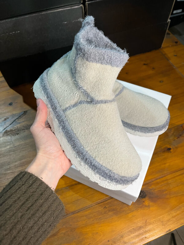 Botita Peluchito 🤍🤍 - Image 3