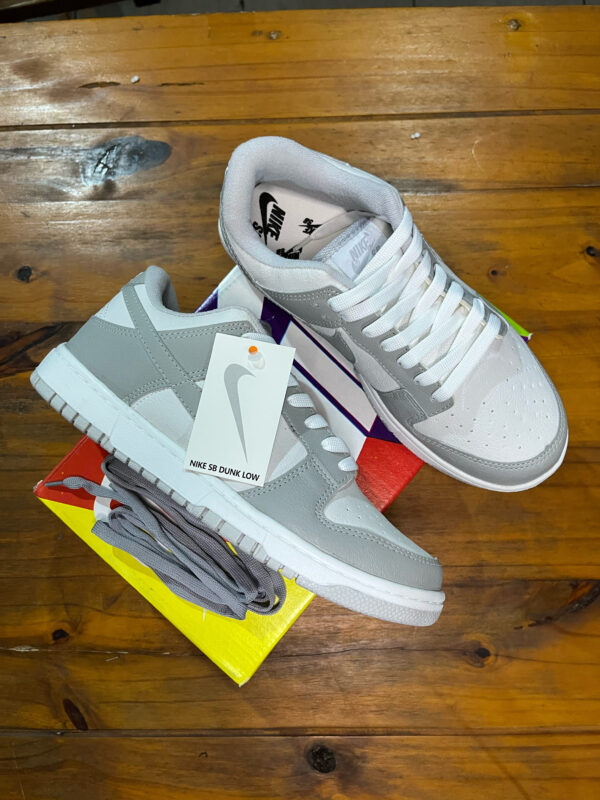 Nike Grey Fog 🤍