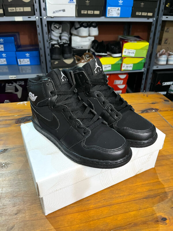 Nike Air Botita 🖤🖤 - Image 2