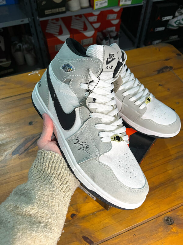 Nike Air Botita 🤍🖤 - Image 3