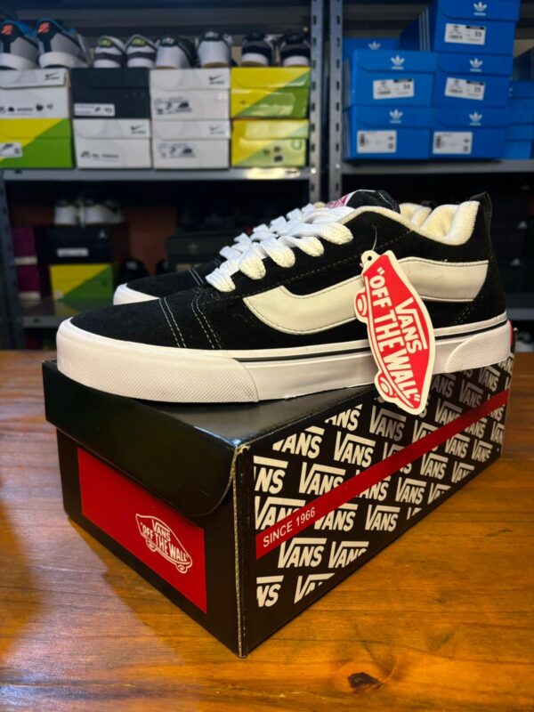 Vans KNU Clasicas 🖤🤍 - Image 3