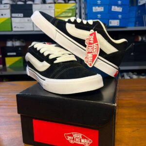 Vans KNU Clasicas 🖤🤍