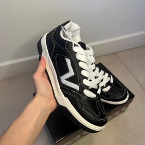 Vans Upland Negra 🖤