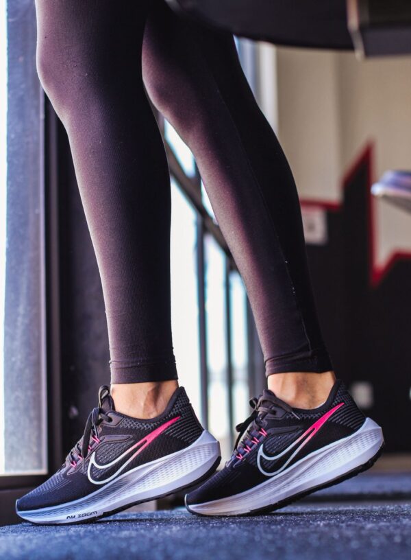Nike Zoom🖤💜 - Image 3